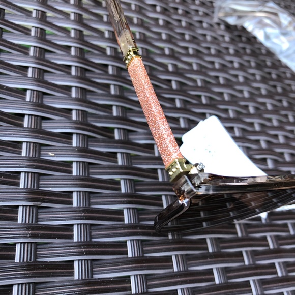 New Pink Cat Eye Sunglasses UVA UVB Protection Sunnies - Picture 2 of 4